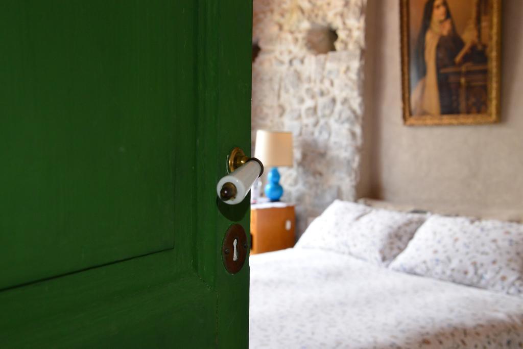 La Terrazza Di Vico Olivi B&B Ventimiglia Pokój zdjęcie